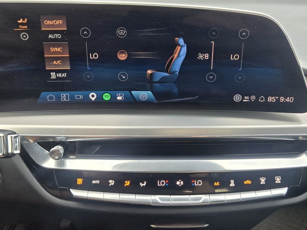 2025 Cadillac LYRIQ Sport