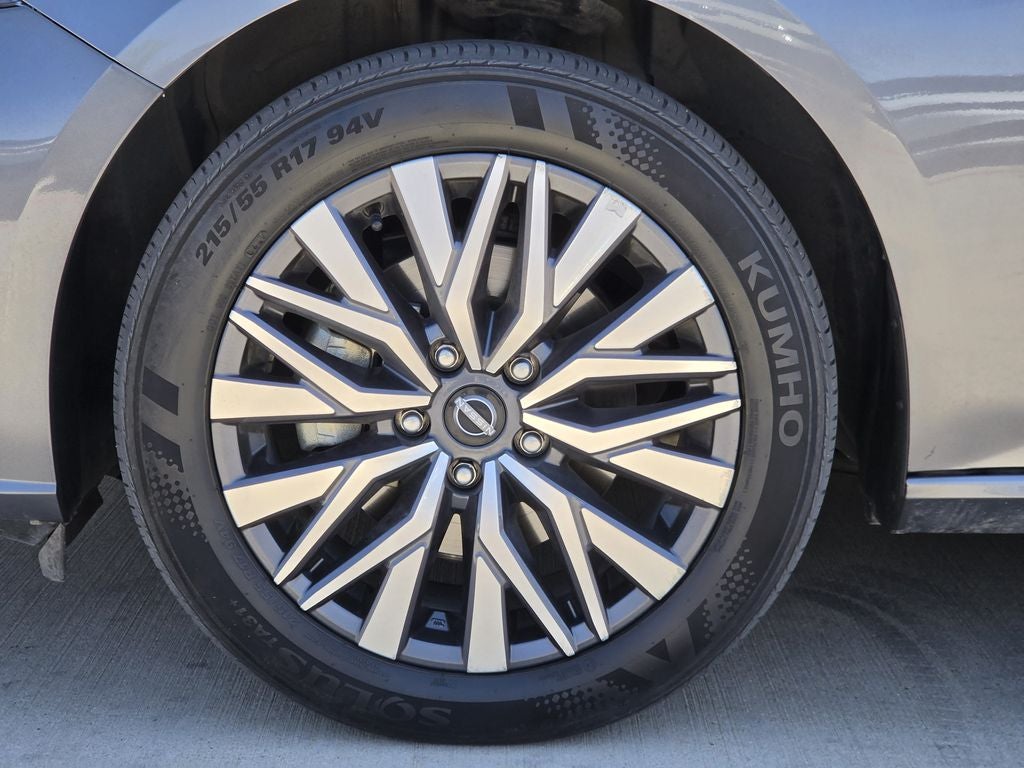 2025 Nissan Altima 2.5 SV