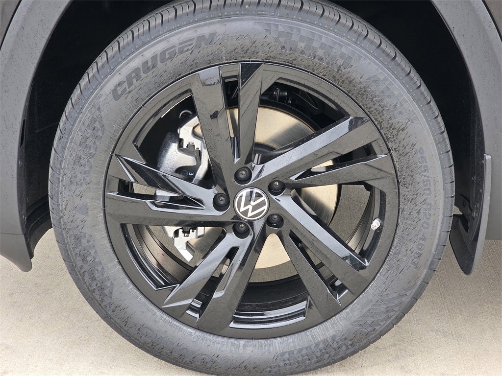 2026 Volkswagen Atlas Cross Sport 2.0T SEL R-Line Black