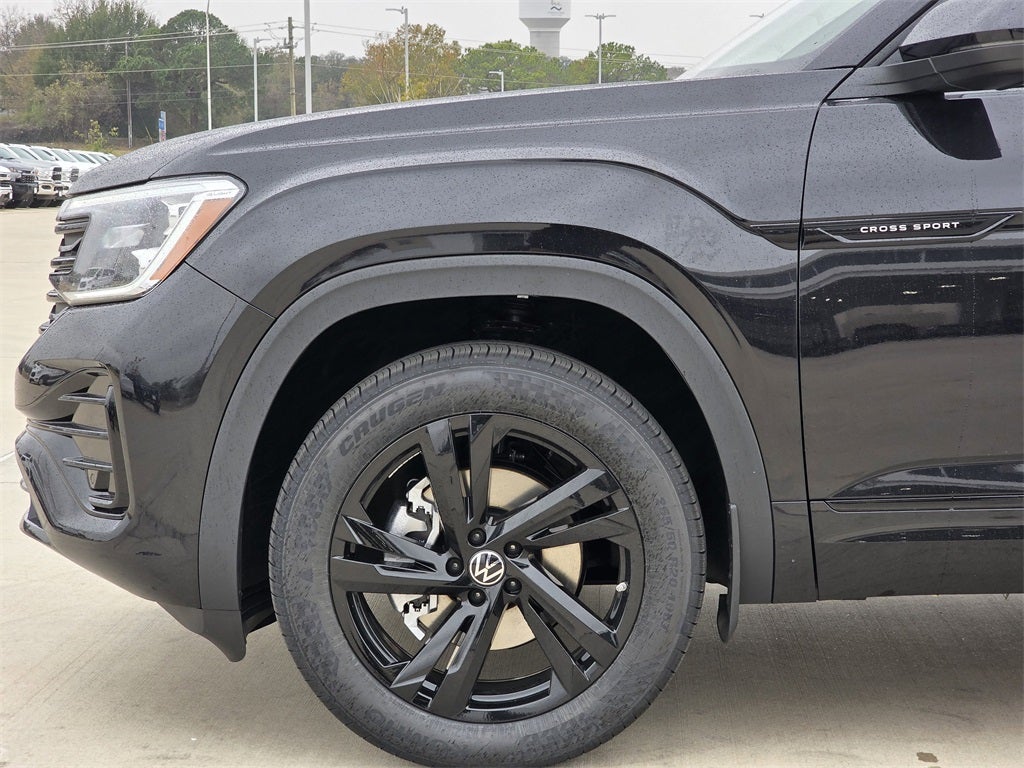 2026 Volkswagen Atlas Cross Sport 2.0T SEL R-Line Black