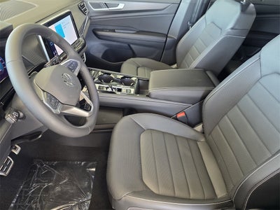 2026 Volkswagen Atlas Cross Sport 2.0T SEL R-Line Black