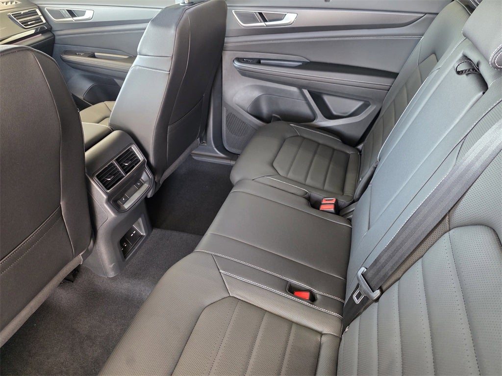 2026 Volkswagen Atlas Cross Sport 2.0T SEL R-Line Black