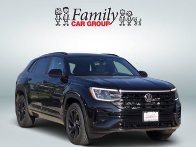 2026 Volkswagen Atlas Cross Sport 2.0T SEL R-Line Black