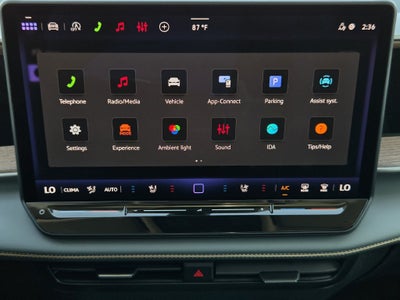 2027 Volkswagen Atlas SE