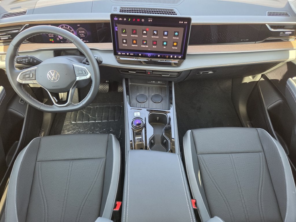 2027 Volkswagen Atlas SE