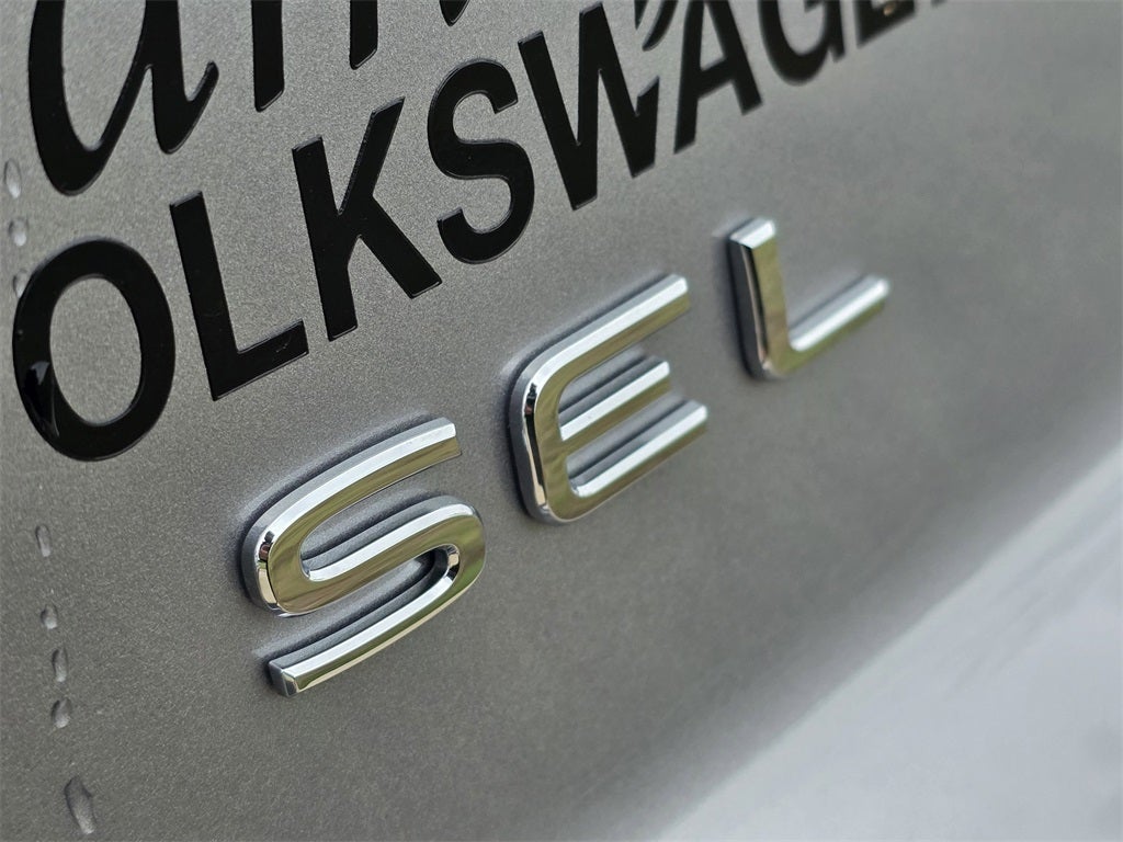 2025 Volkswagen Atlas Cross Sport 2.0T SEL