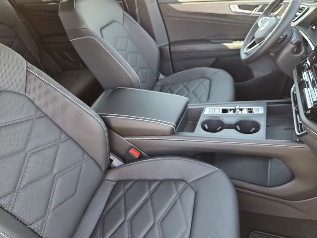 2026 Volkswagen Atlas Cross Sport 2.0T SE