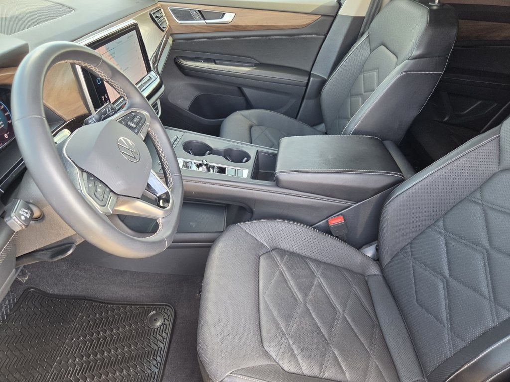 2024 Volkswagen Atlas 2.0T SE