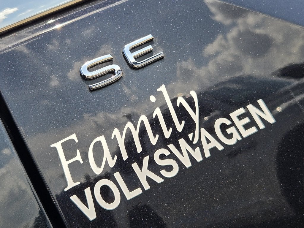 2024 Volkswagen Atlas 2.0T SE