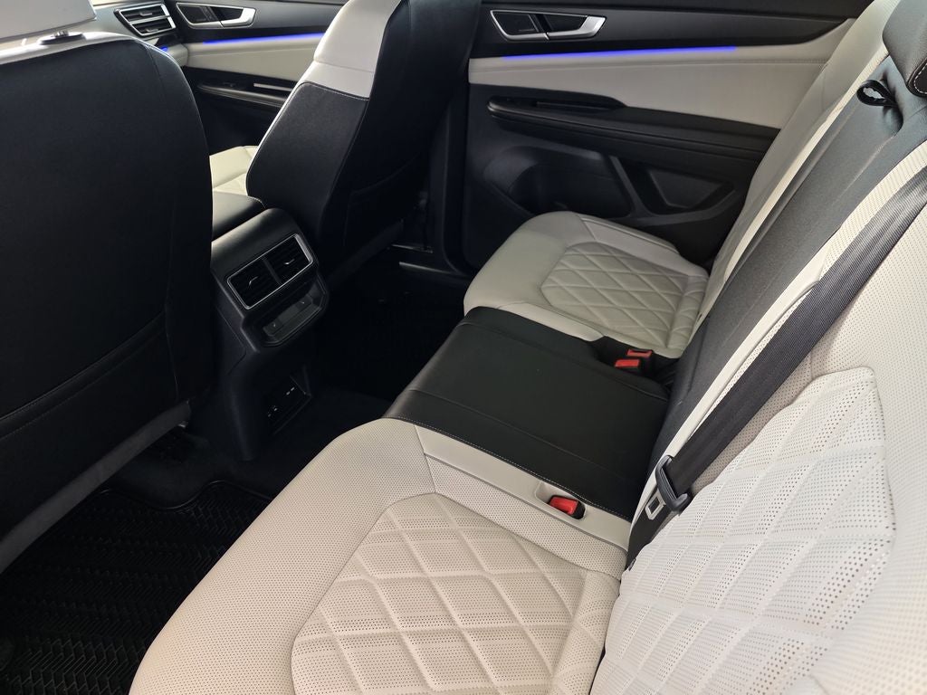 2025 Volkswagen Atlas Cross Sport 2.0T SEL Premium R-Line