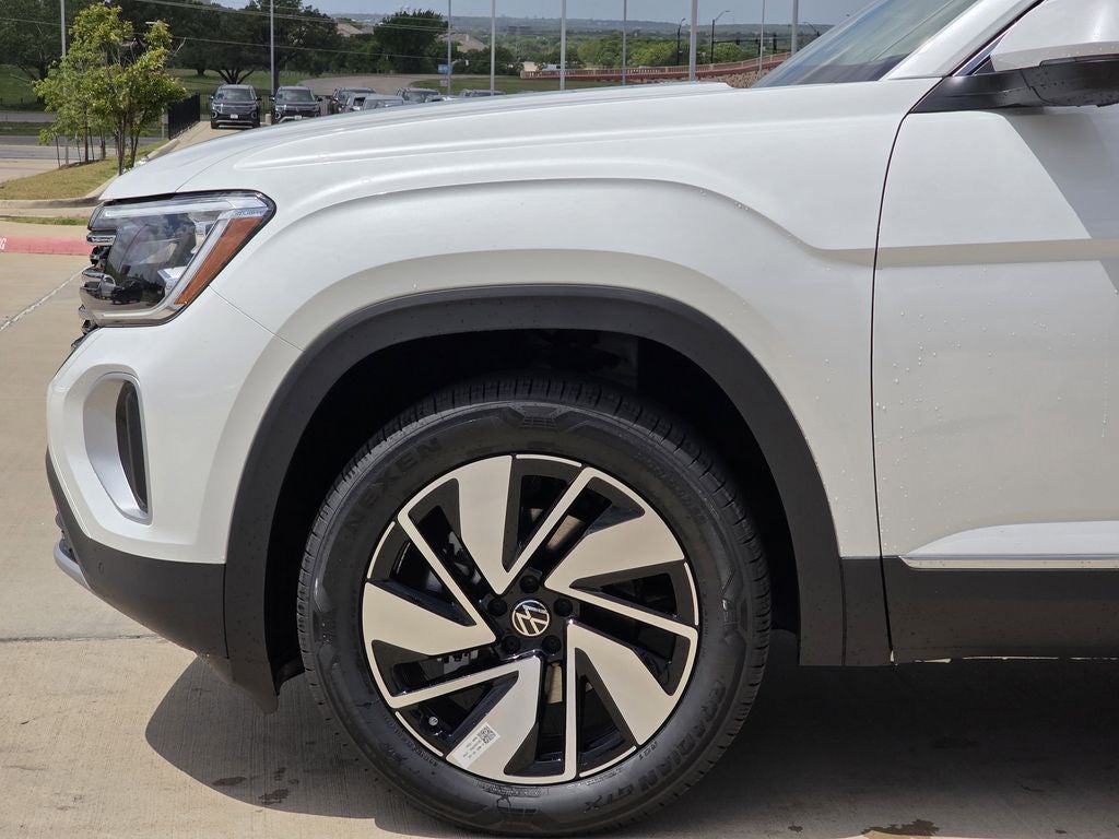 2025 Volkswagen Atlas Cross Sport 2.0T SEL Premium R-Line