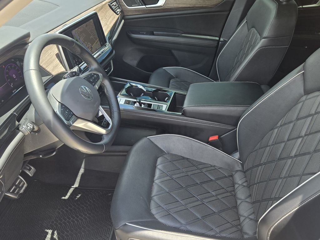 2024 Volkswagen Atlas 2.0T SEL Premium R-Line