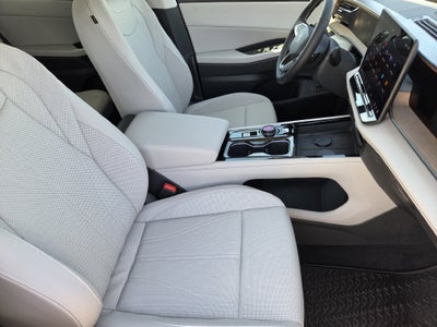 2027 Volkswagen Atlas SE w/Technology