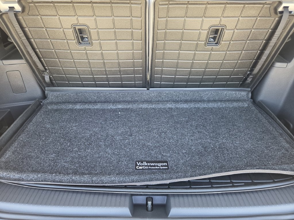 2027 Volkswagen Atlas SE w/Technology