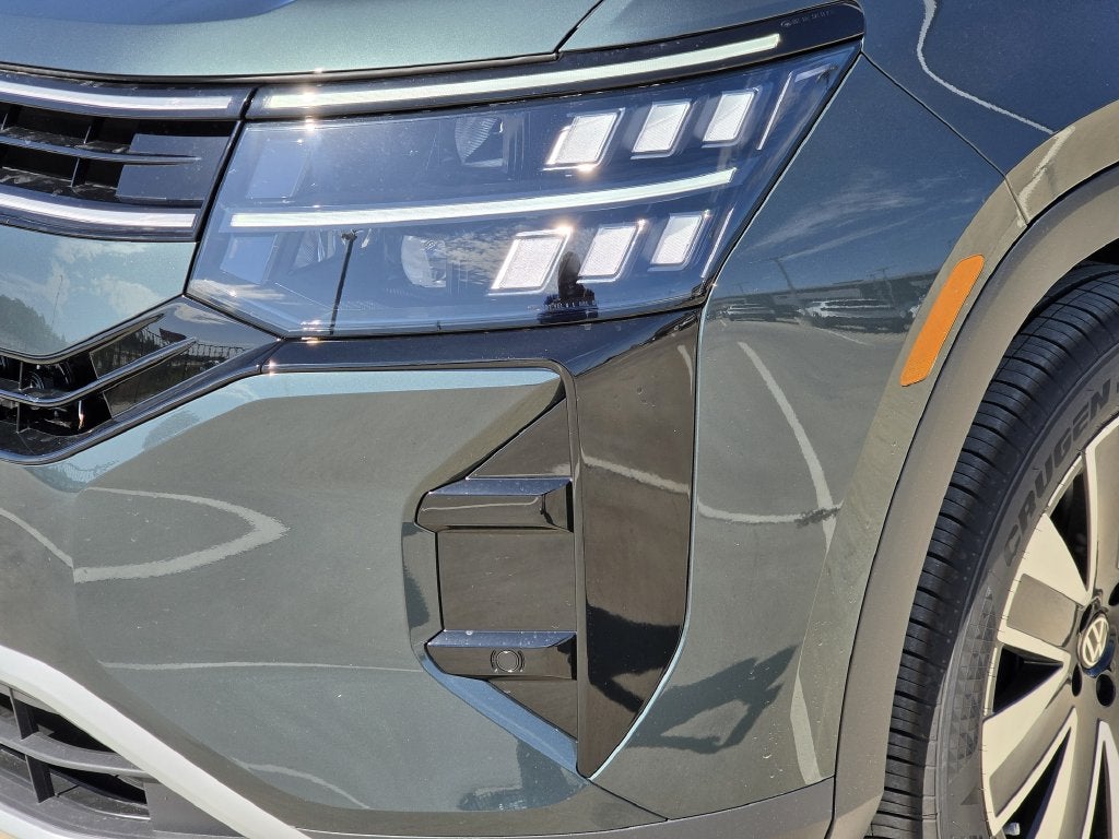 2027 Volkswagen Atlas SE w/Technology
