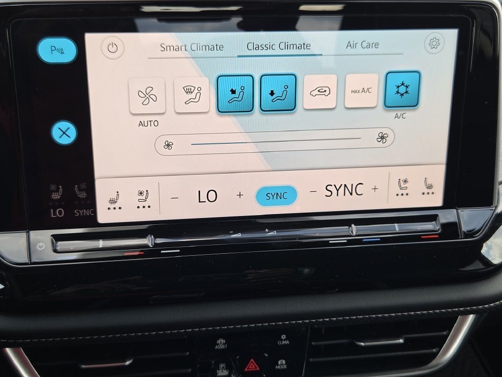 2026 Volkswagen Atlas Cross Sport 2.0T SE W/TECHNOLOGY