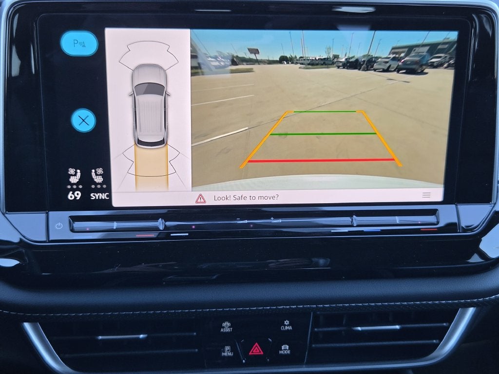 2026 Volkswagen Atlas Cross Sport SE w/Technology