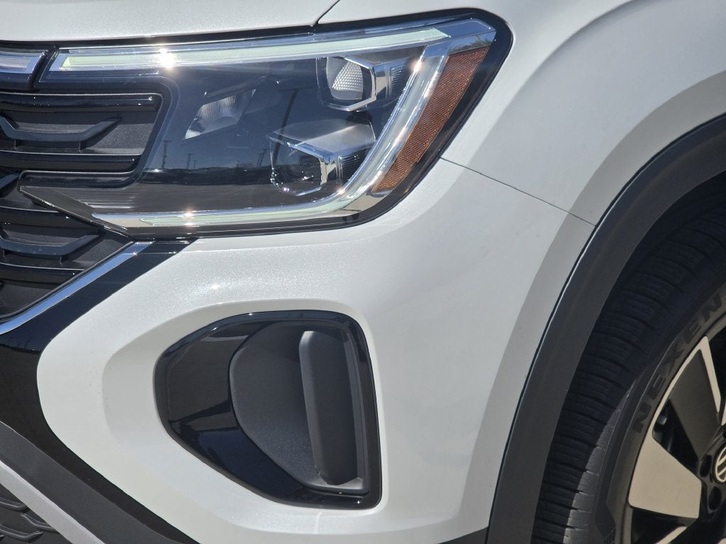 2026 Volkswagen Atlas Cross Sport SE w/Technology