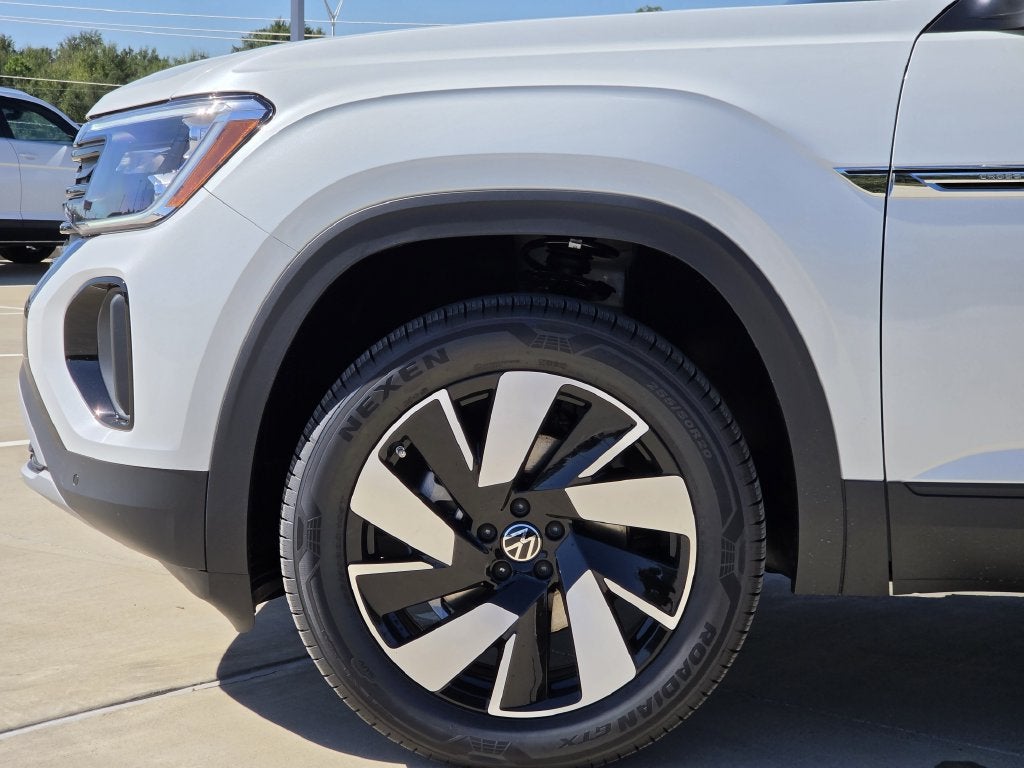 2026 Volkswagen Atlas Cross Sport SE w/Technology