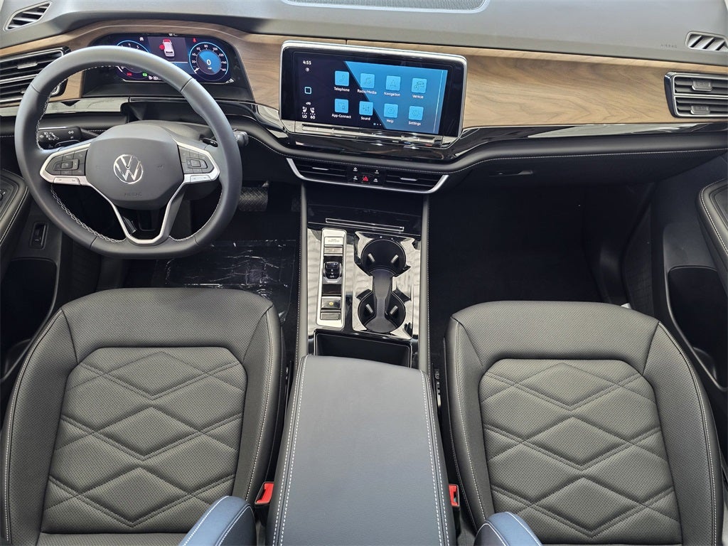 2026 Volkswagen Atlas 2.0T SE w/ Technology