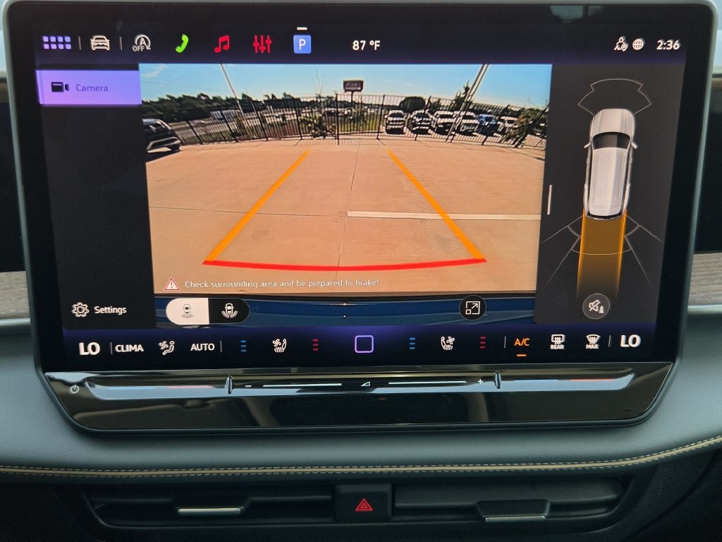 2027 Volkswagen Atlas SE w/Technology