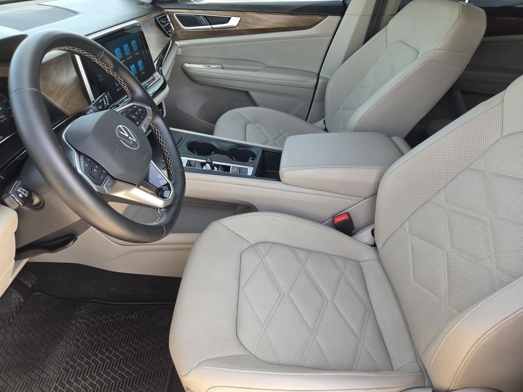2025 Volkswagen Atlas 2.0T SE