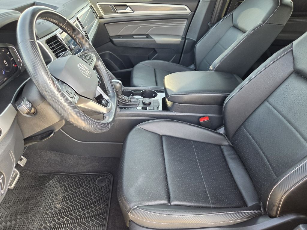 2023 Volkswagen Atlas Cross Sport 3.6L V6 SEL R-Line