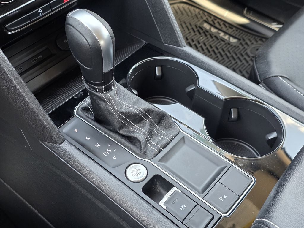 2023 Volkswagen Atlas 2.0T SE w/Technology