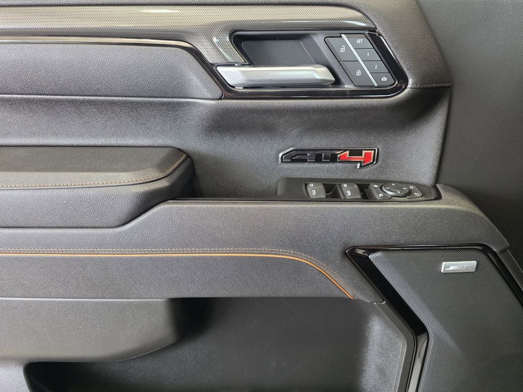 2025 GMC Sierra 1500 AT4