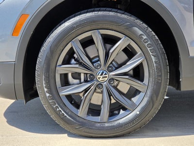 2024 Volkswagen Tiguan 2.0T SE