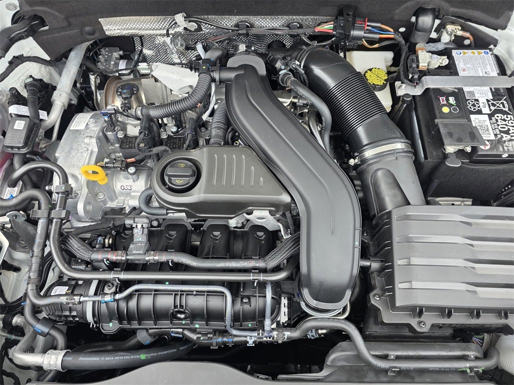 2026 Volkswagen Taos 1.5T SE Black