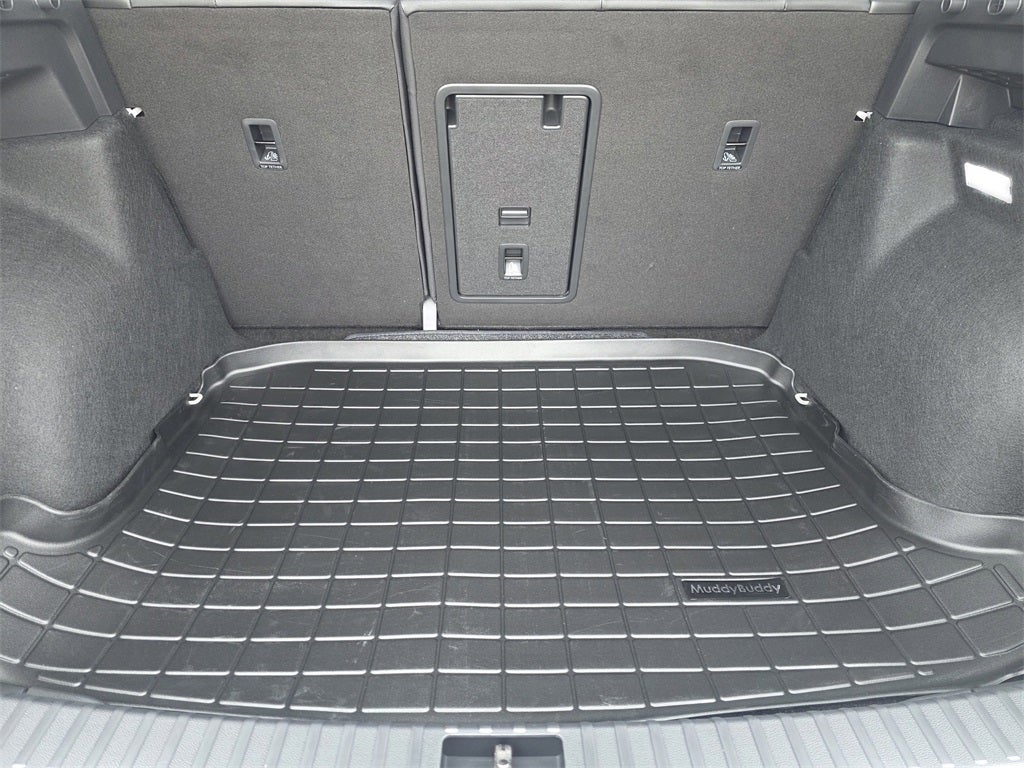 2026 Volkswagen Taos 1.5T SE Black