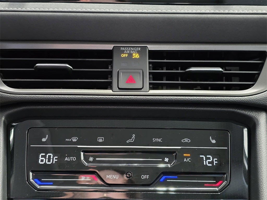 2025 Volkswagen Taos 1.5T SE Black