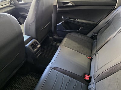 2025 Volkswagen Taos 1.5T SE Black