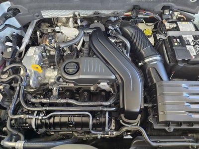 2025 Volkswagen Taos 1.5T SE Black