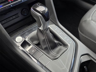 2026 Volkswagen Taos 1.5T SE Black