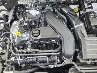 2026 Volkswagen Taos 1.5T SE Black