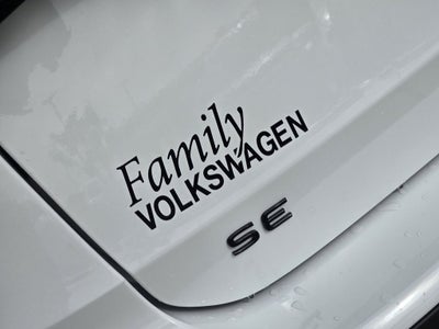 2026 Volkswagen Taos 1.5T SE Black