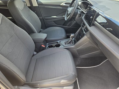 2026 Volkswagen Taos 1.5T SE Black