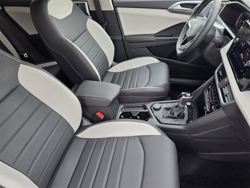 2026 Volkswagen Taos 1.5T SEL