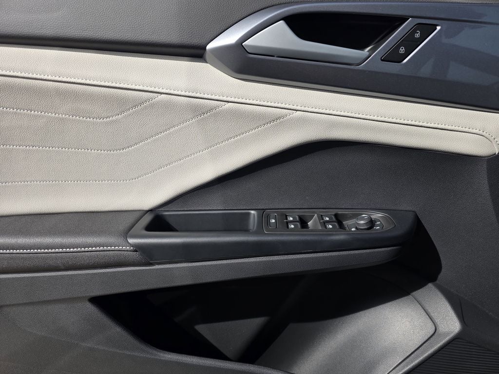 2026 Volkswagen Taos 1.5T SEL