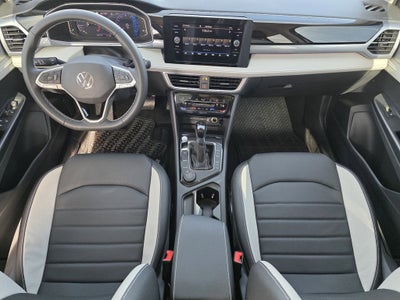 2026 Volkswagen Taos 1.5T SEL
