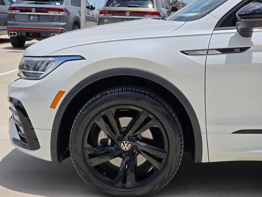 2023 Volkswagen Tiguan 2.0T SE R-Line Black