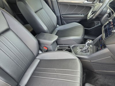 2024 Volkswagen Tiguan 2.0T SE R-Line Black