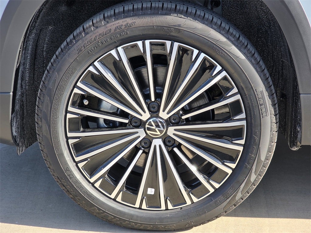 2025 Volkswagen Taos 1.5T SE