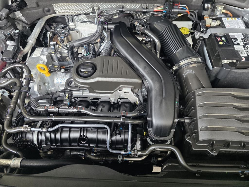 2025 Volkswagen Taos 1.5T SE