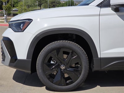 2025 Volkswagen Taos 1.5T SE