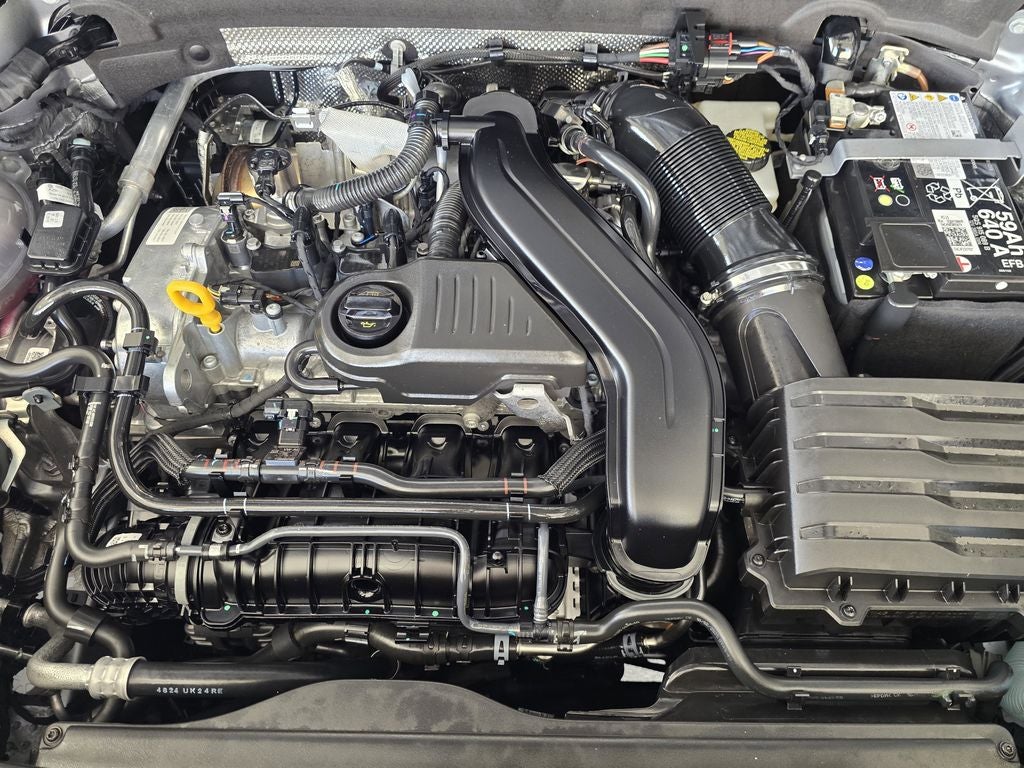 2025 Volkswagen Taos 1.5T SE