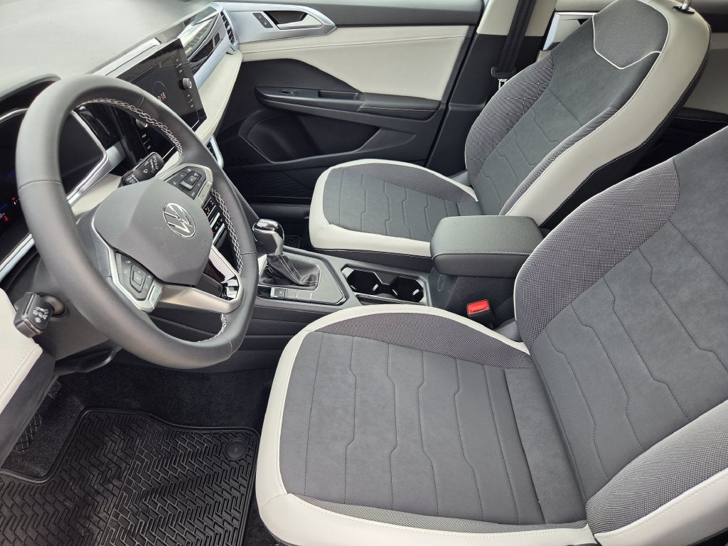 2027 Volkswagen Taos 1.5T SE