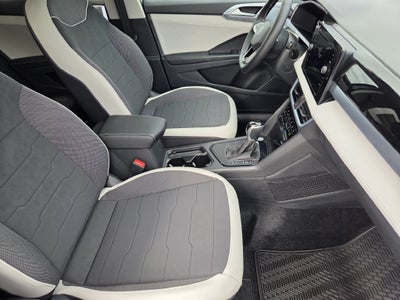2027 Volkswagen Taos 1.5T SE